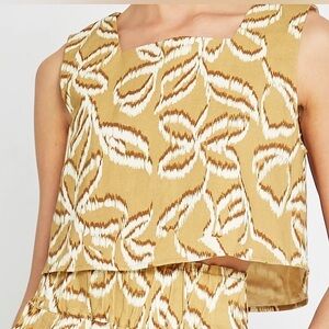 KOURT Willow Shirt Sleeveless Print Crop Top Size S